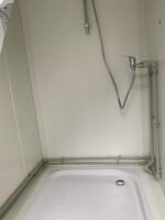 Container sanitaire pavillon WC quadruple équipé – Image 8