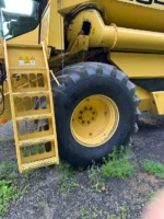 Moissonneuse batteuse New Holland TX64 occasion – Image 14