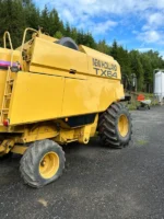 Moissonneuse batteuse New Holland TX64 occasion – Image 16