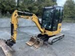 Mini pelle Caterpillar 302 2023